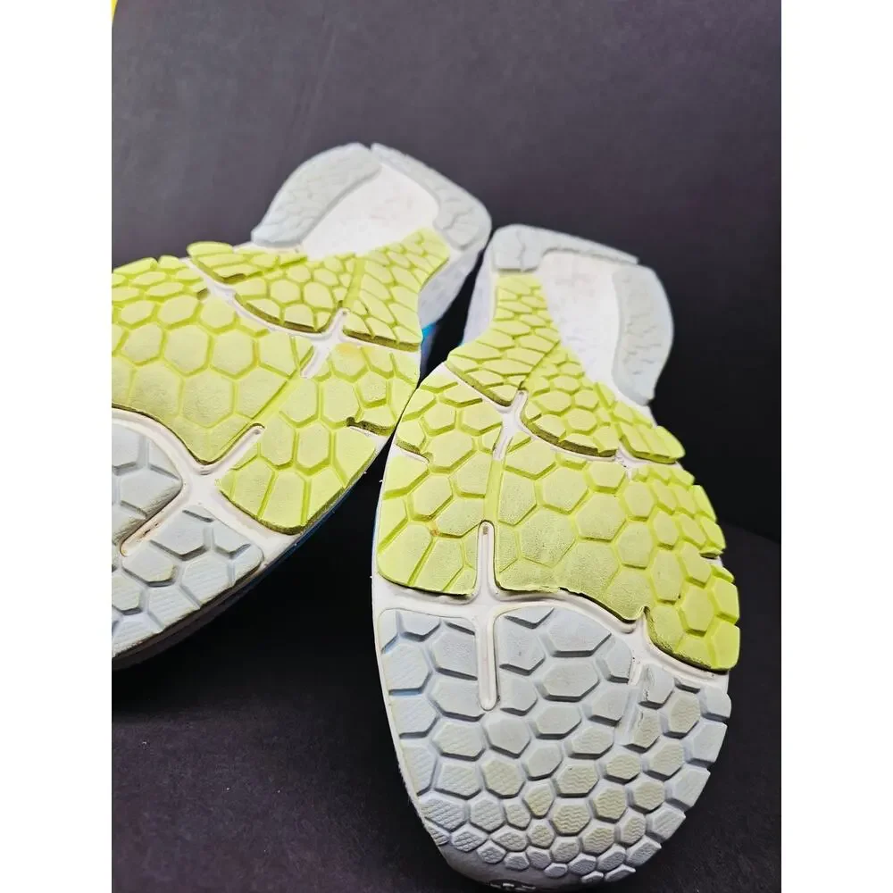 New Balance Women 9.5